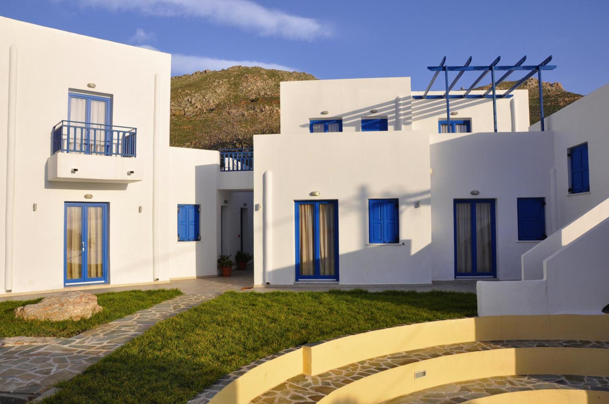 Ellibay Aparthotel Livadia  Exterior photo